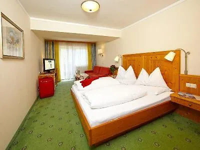 Post Hotel 4*