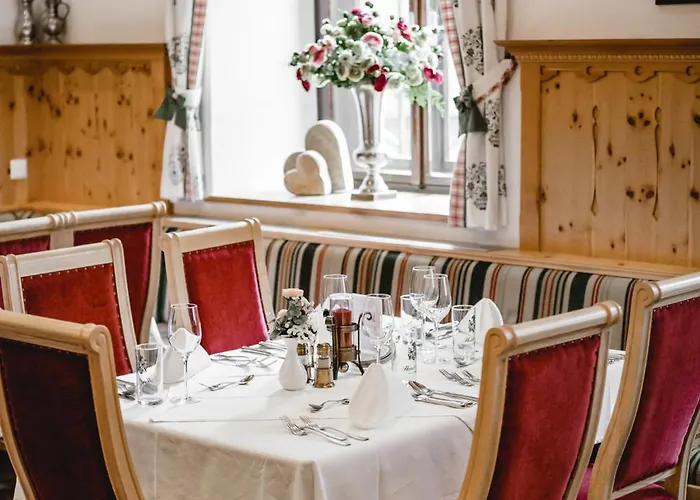 Post ホテル
